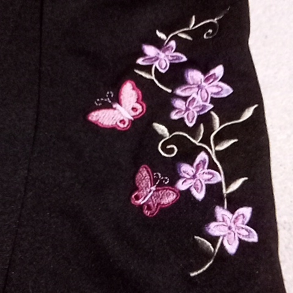 Derek Heart Medium Womans Black Skirt Pink & Purple Floral/Butterfly Embroidery - Picture 3 of 9